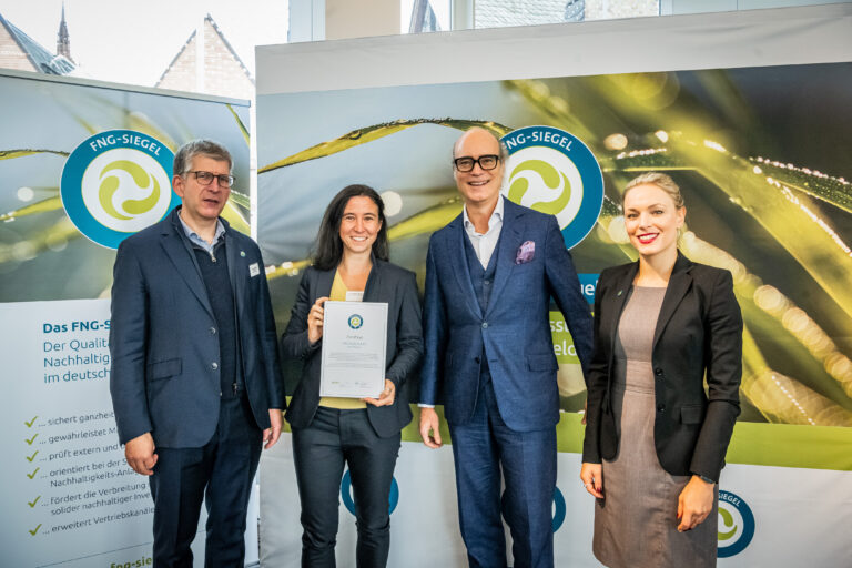 Erneut 3 von 3 Sternen: Der avesco Sustainable Hidden Champions Equity Fonds erhält FNG-Siegel wiederholt in der Bestbewertung