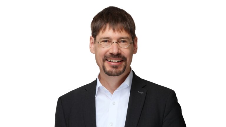 EB-SIM schließt erste Investitionsrunde für neuen Energiewendefonds erfolgreich ab