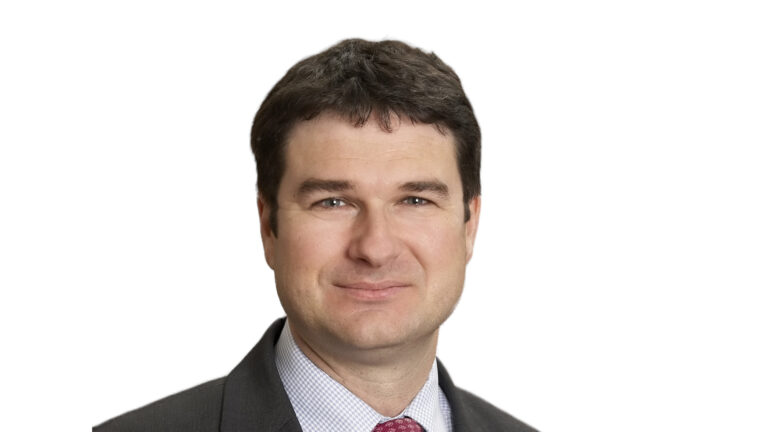 Europa benötigt für eine Energiesicherheit im nächsten Winter 30 % des weltweiten LNG-Marktes