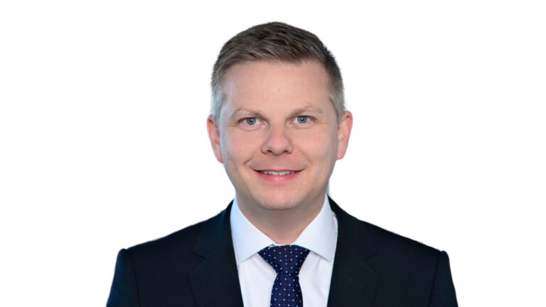 HIH Invest und Ampega starten strategische Kooperation für Dach- und Masterfondslösungen
