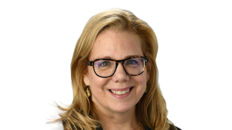 Gemischte Wirtschaftsdaten aus China: Wachsende Exporte, aber Infrastruktur und Immobilien weiterhin unterfinanziert