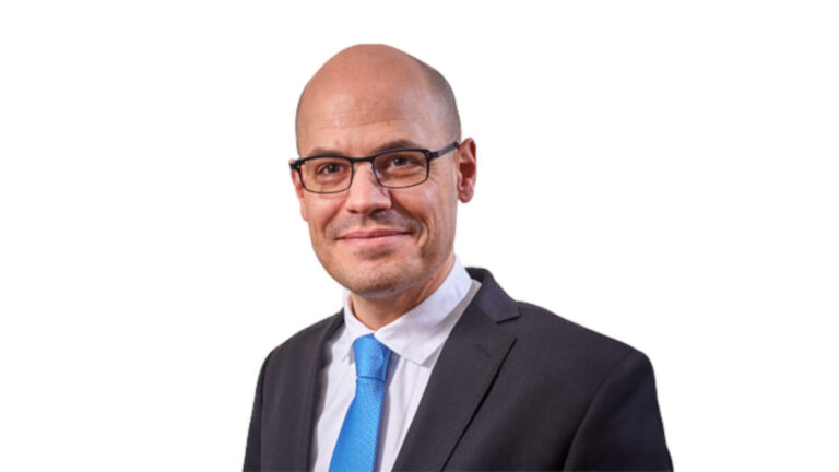 Savills Investment Management – Christian Behrend steigt in deutsche Geschäftsführung auf